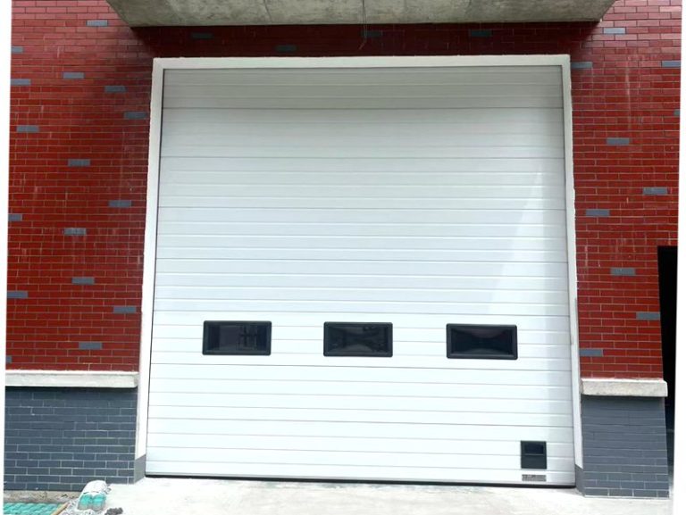 美高工業(yè)提升門：高強(qiáng)度、高安全、高密封的現(xiàn)代化倉儲(chǔ)物流優(yōu)選方案縮略圖